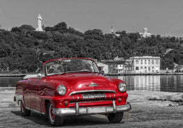 Rød veteranbil i Havana Cuba Non-woven - Køb fototapet online