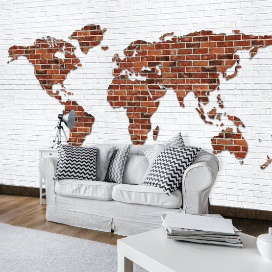 Hvid murstensvæg med verdenskortet 416cm. bred - Køb flotte fototapeter her!