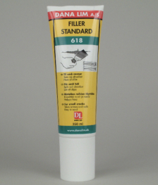 Acryl filler standard. Spartelmasse på tube til at reparere huller med.